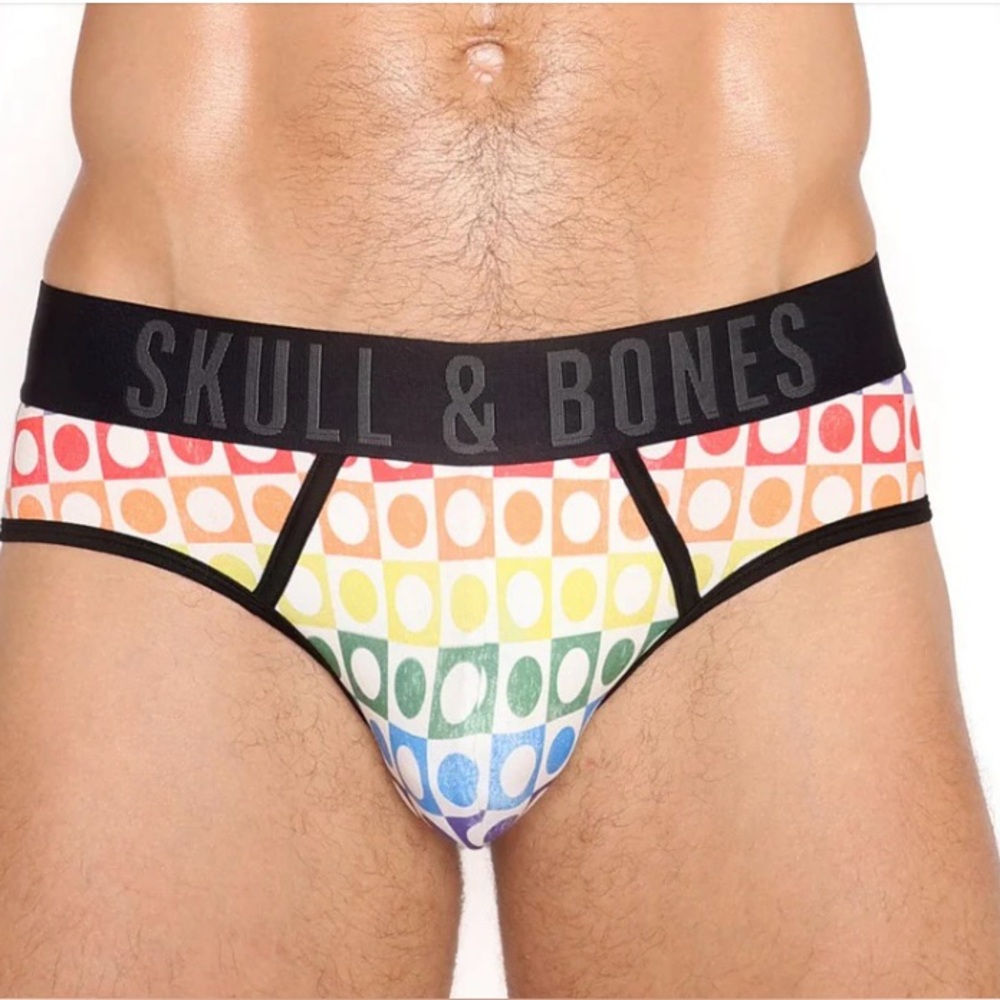 Skull & Bones Retro Squares Briefs - medium